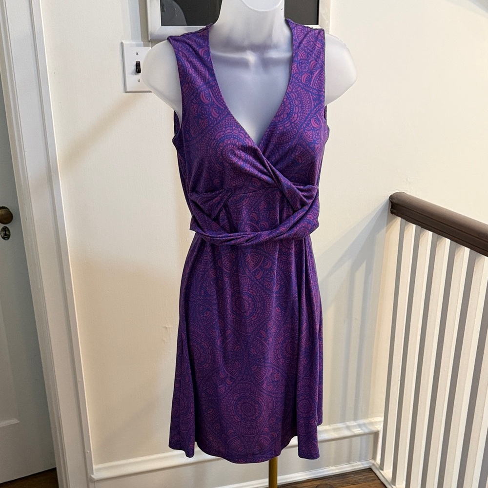 PRANA Dress with twisted front. Pullover design with built in bra.  Size S